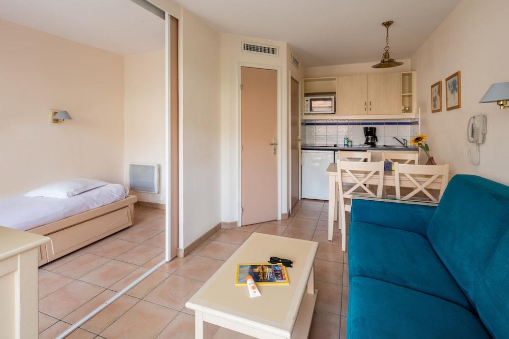 Résidence Pierre&Vacances Les Rivages Du Parc Menton Exterior foto